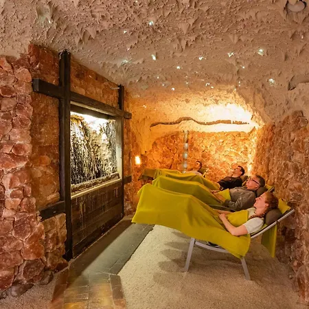 Hotel Annelie 3*